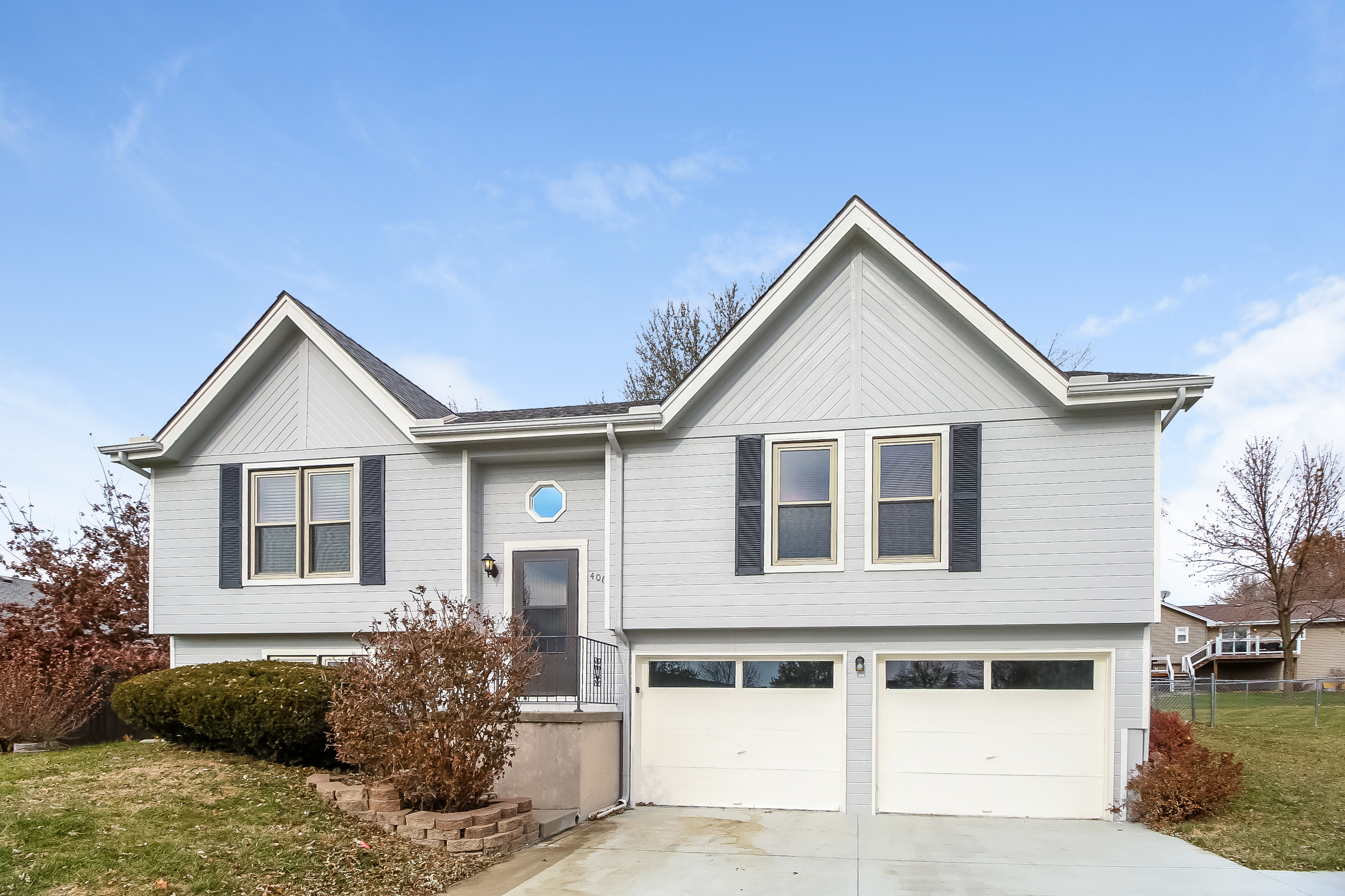 406 W 19th St Kearney, MO 64060